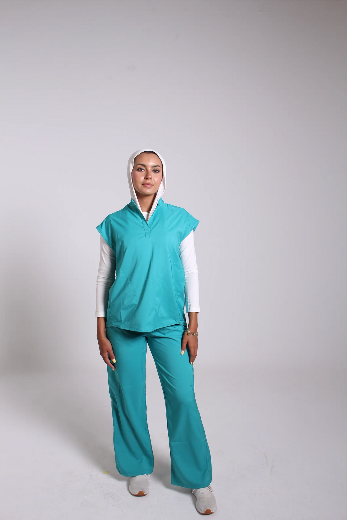 Turquoise tuana scrub