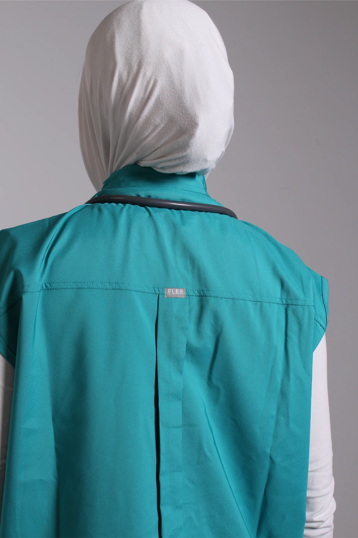 Turquoise tuana scrub